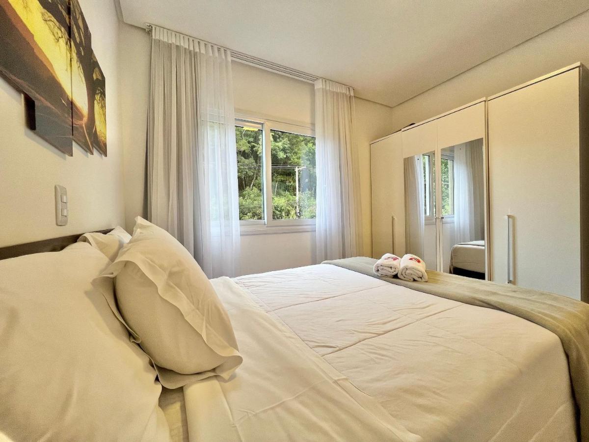 Dom Fioreze 205 - Apto Em Gramado Ao Lado Do Hotel Colline De France 외부 사진